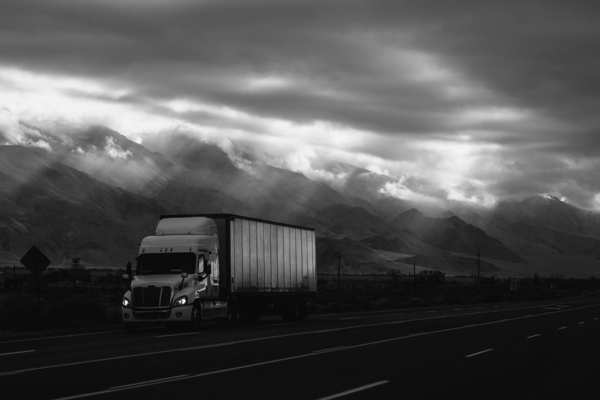 Top 4 Advantages of Transportation Factoring