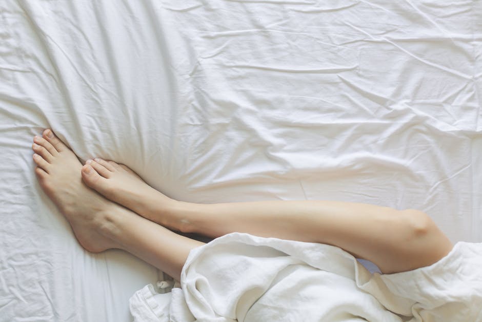 How Do You Use Lube: 5 Tips for Using Lube in Bed - DecoBizz Lifestyle Blog