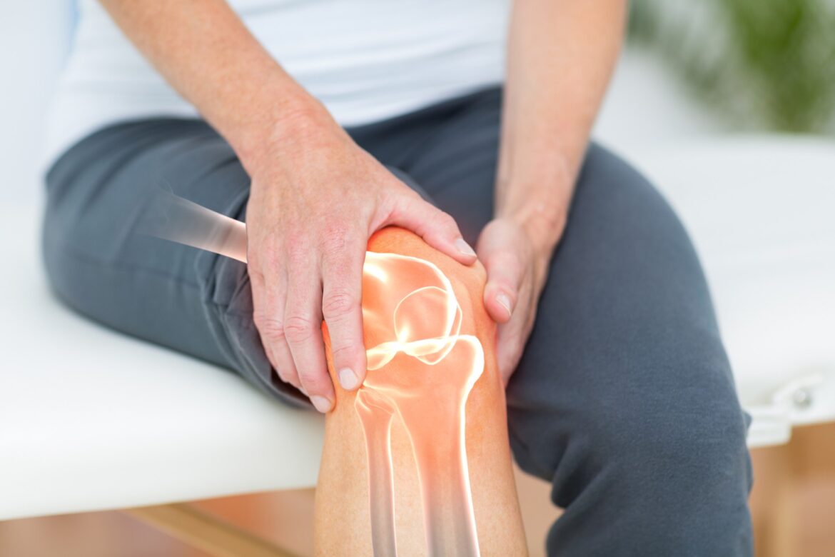 Nobody likes dealing with joint pain, especially when you don't know why your joints are sore! Here are a few common joint pain causes.