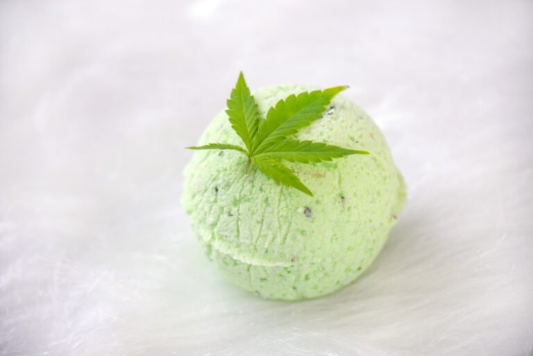 5 Ways To Relax With THC Bath Bombs - DecoBizz Lifestyle Blog