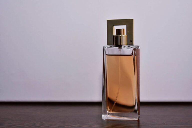 What Is the Best Smelling Perfume for Women? What You Need To Know