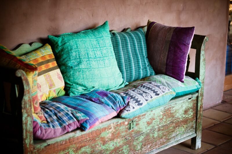 What Are the Different Types of Benches That Exist Today? - DecoBizz ...