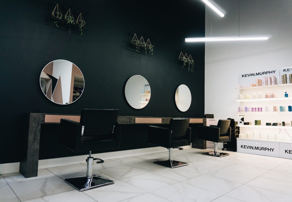 What Does A Full-Service Salon Offer?