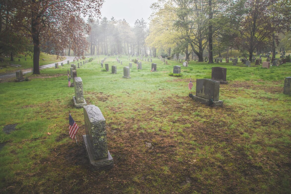 How to Use the Social Security Death Index to Find Your Deceased Ancestors