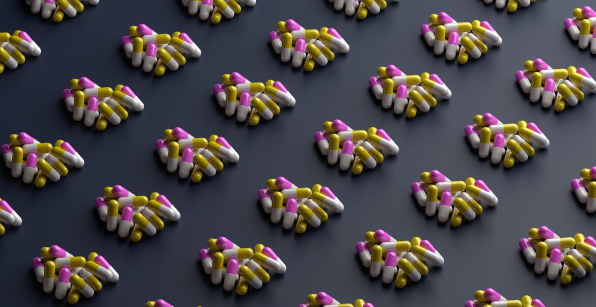 7 Things to Consider Before Choosing a Vitamin Manufacturer