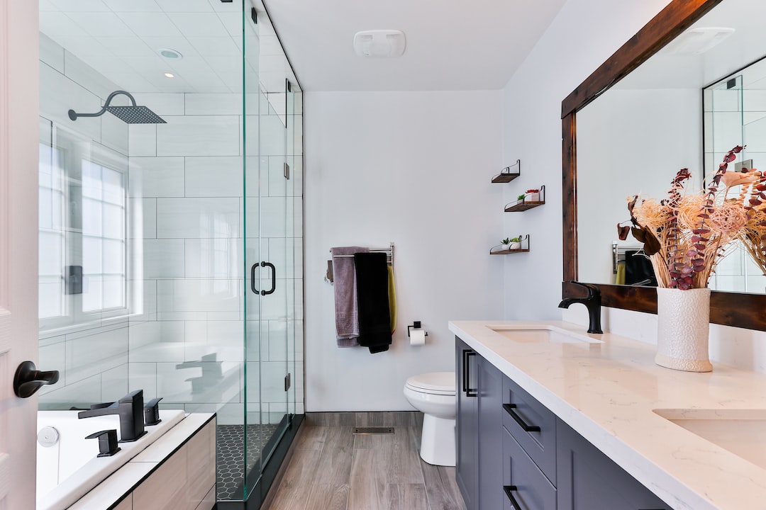 Maximizing Space With Small Bathroom Remodel Ideas